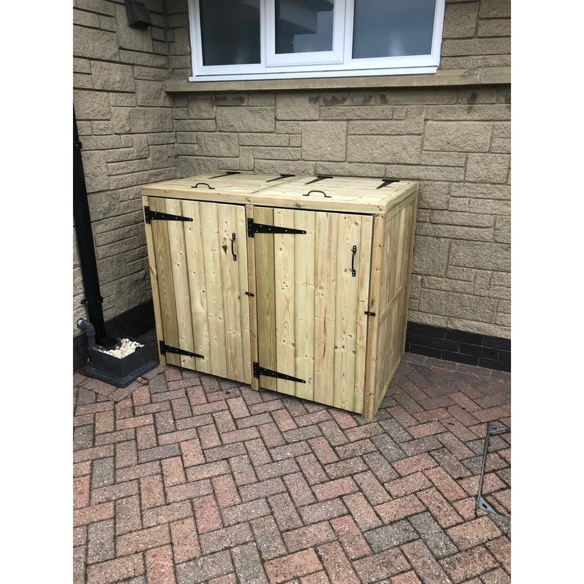 Deluxe Garden Bin Store 140cm wide x 90cm deep by Churnet Valley - BS102 - Image 3