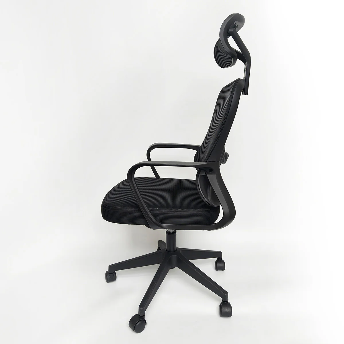 Essentials Ergonomic Office Chair Black - Image 5