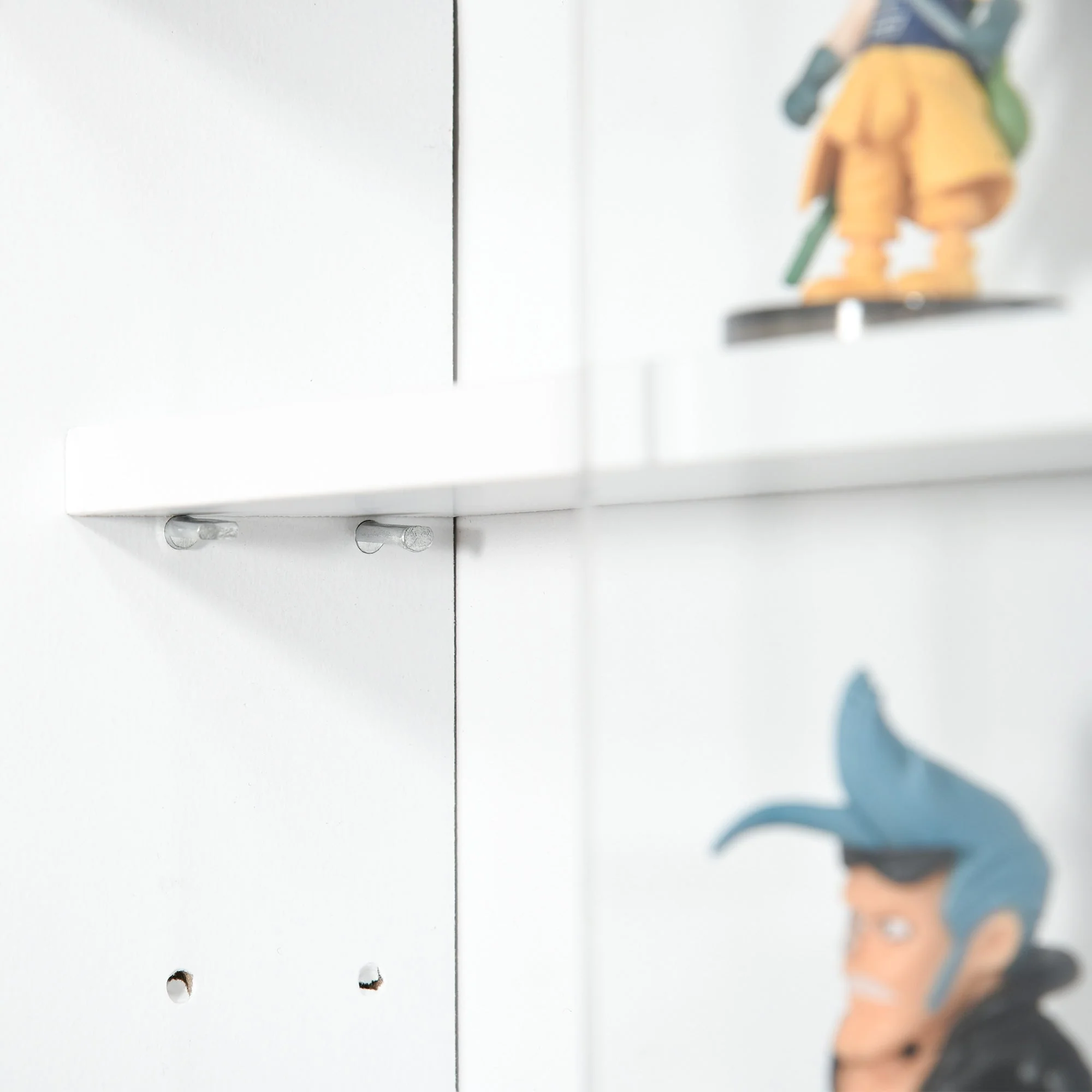 Homcom Five-Tier Wall Display Cabinet With Glass Doors - White - Image 8