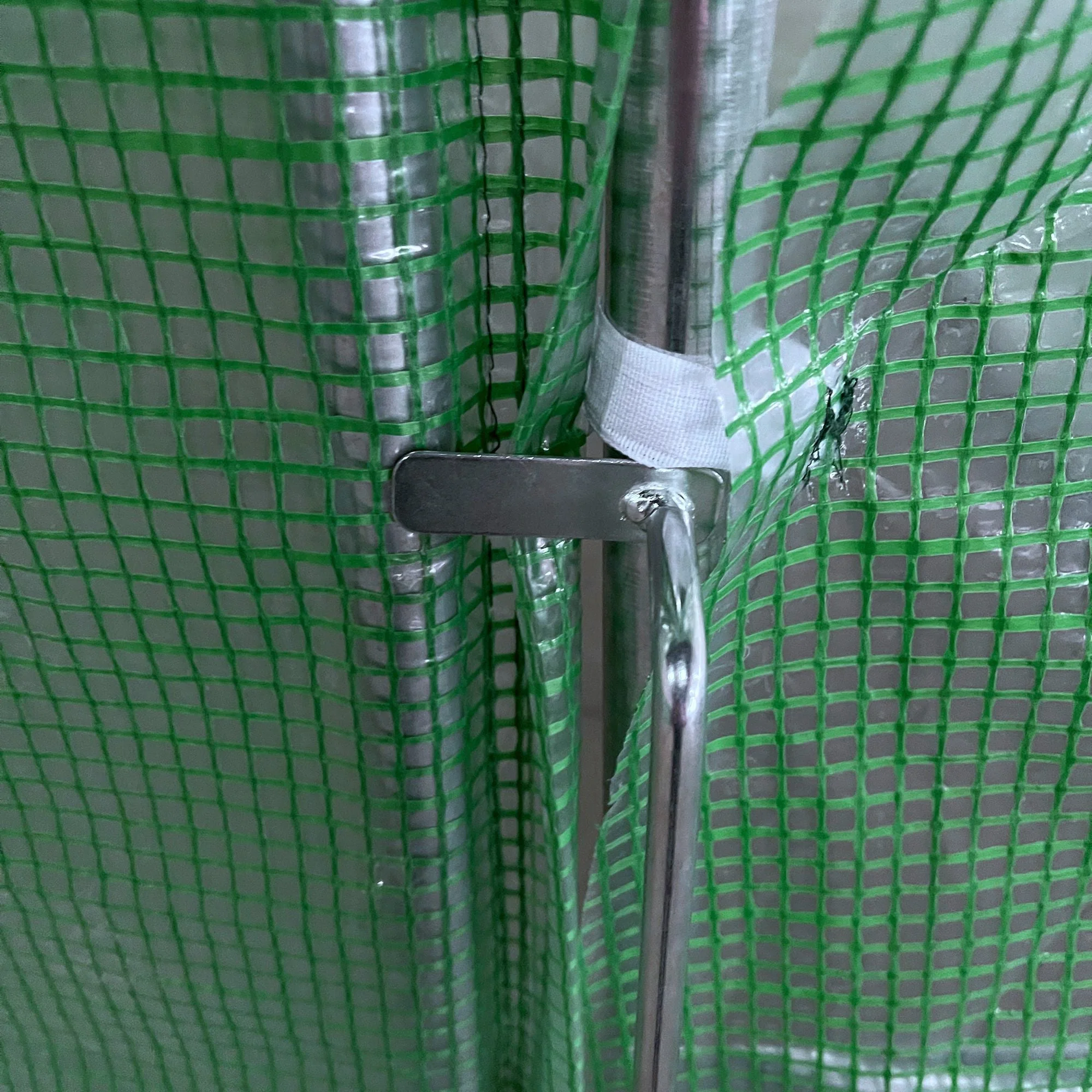 Outsunny Reinforced Walk In Polytunnel Greenhouse 4X3X2 M - Image 9
